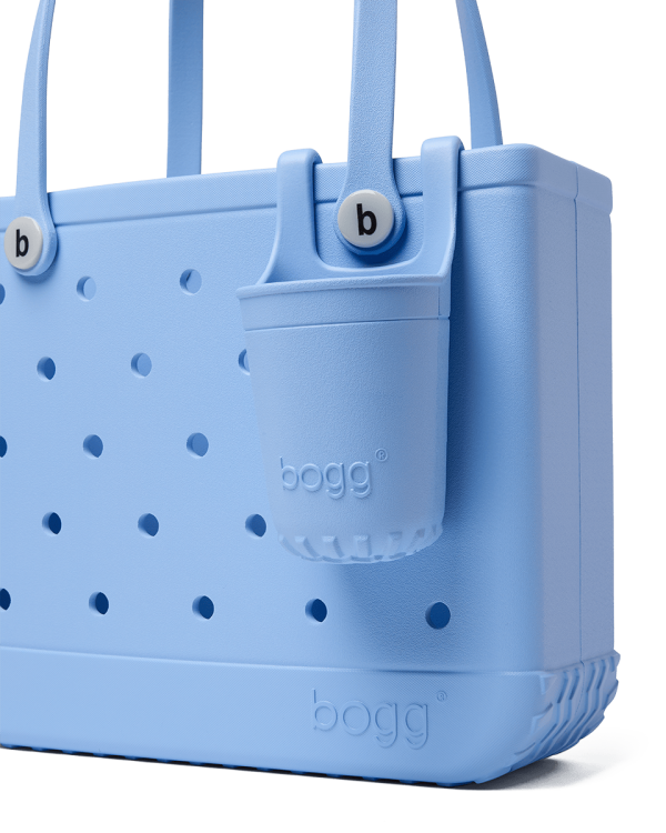 BEVY01_CAR01_F_95dc7468-fe1b-40b0-9816-d178285adabc