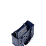 BITTY02_AZU01_C_8d3d494c-25bc-4546-998b-a670498ff112